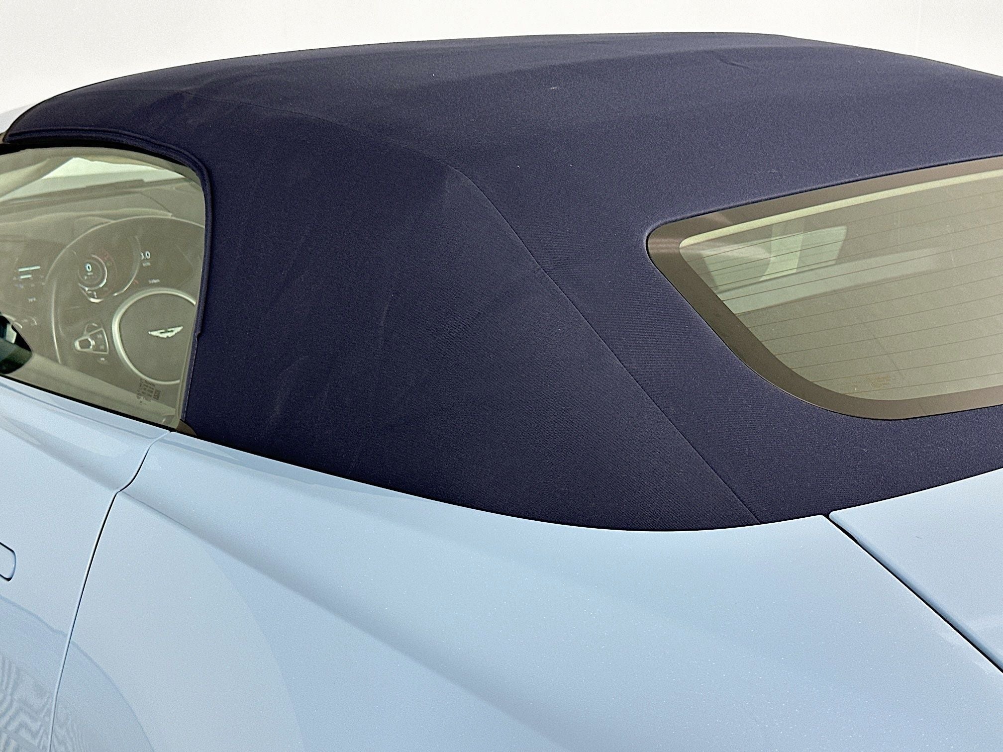2023 Aston Martin Vantage Roadster
