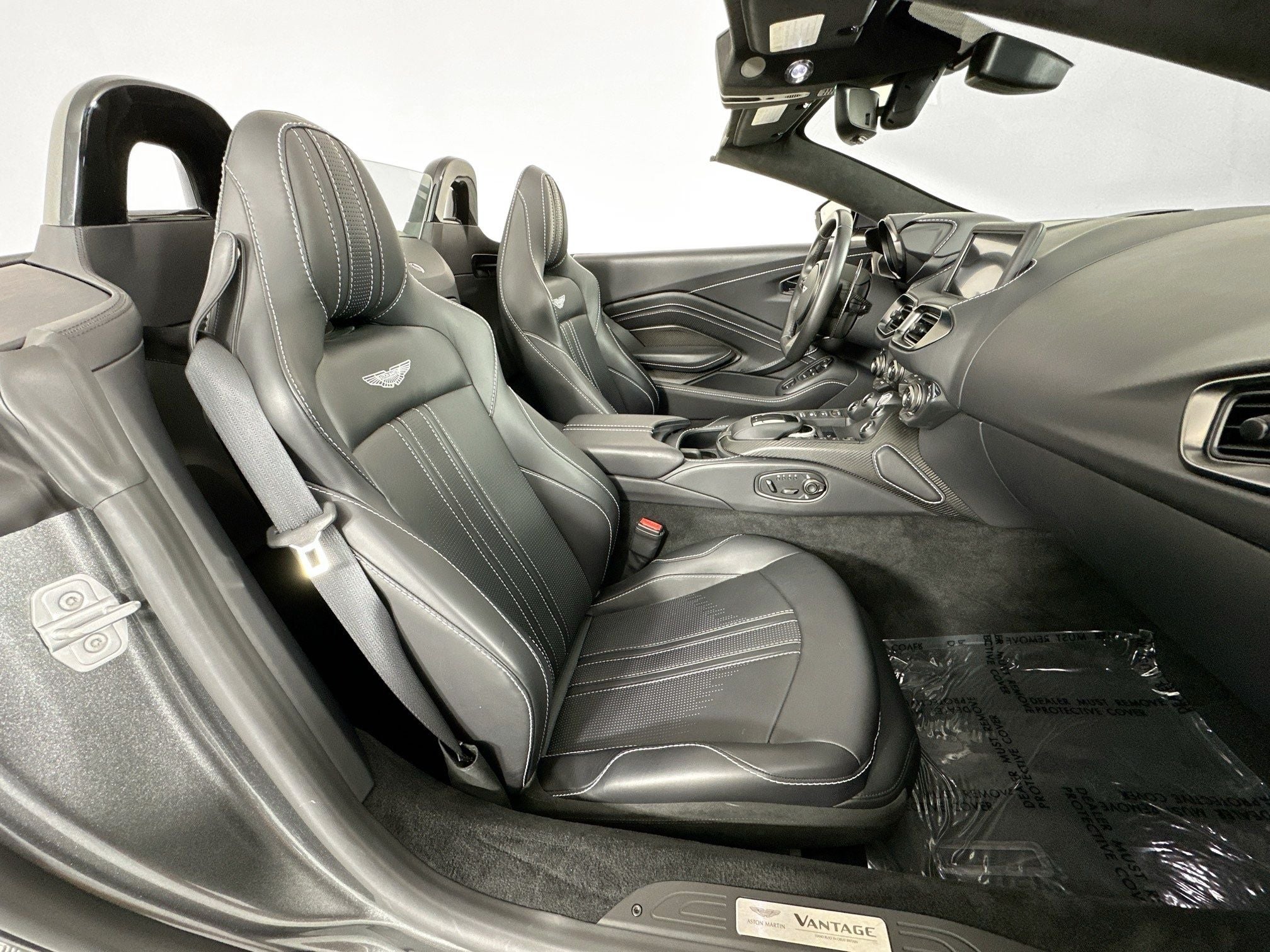 2022 Aston Martin Vantage Roadster
