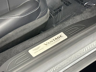 2022 Aston Martin Vantage Roadster