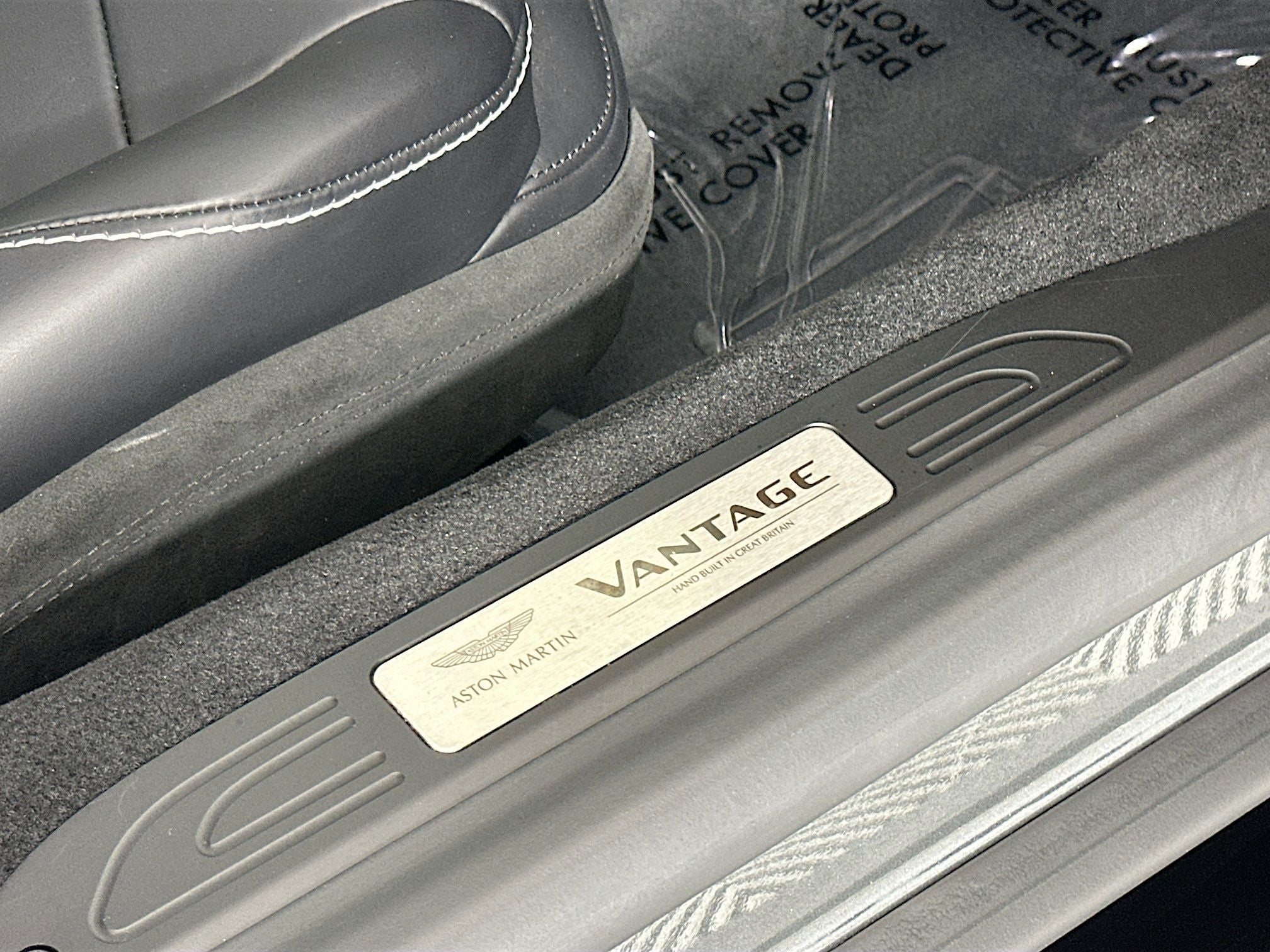 2022 Aston Martin Vantage Roadster