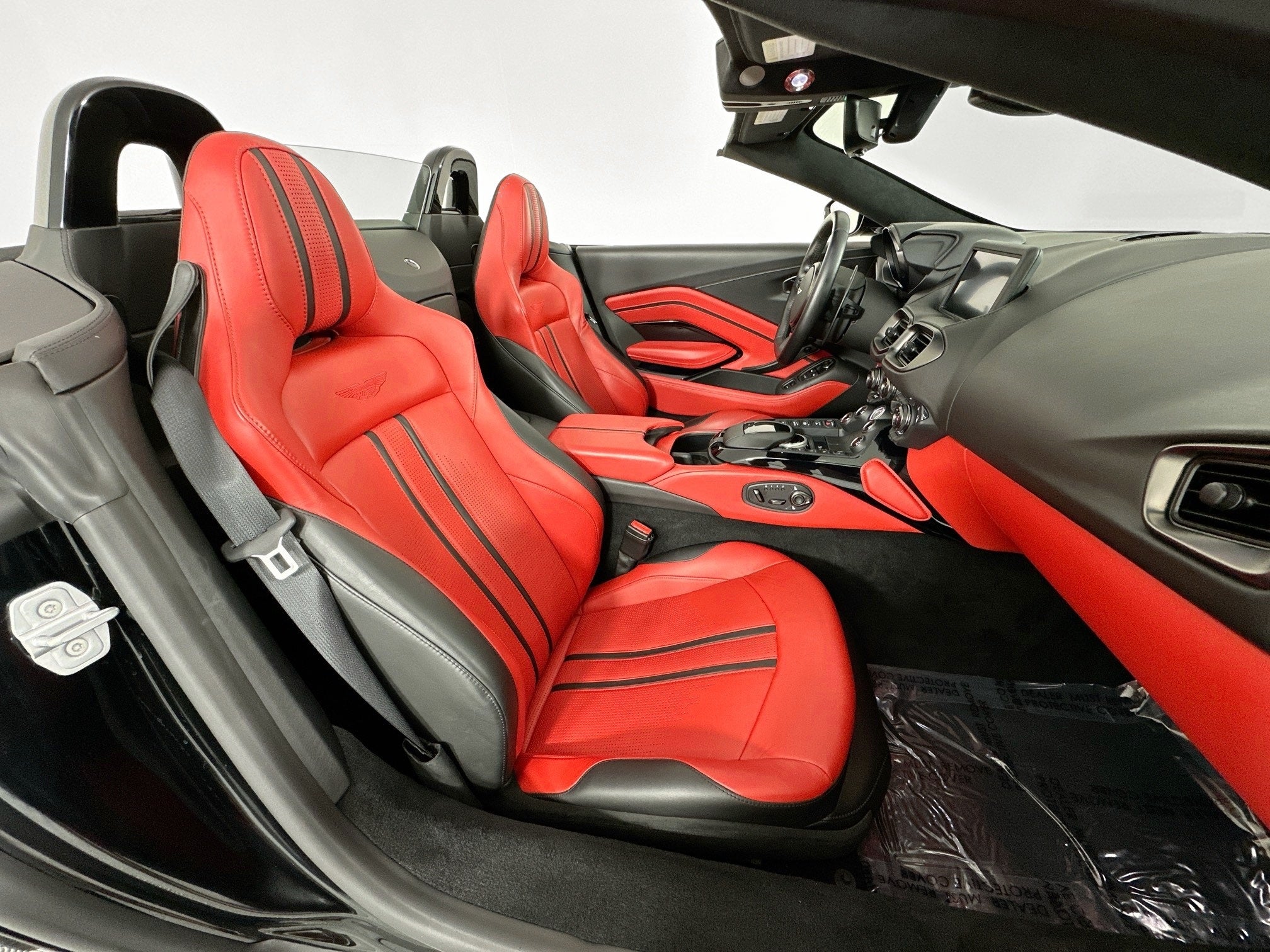 2021 Aston Martin Vantage Roadster