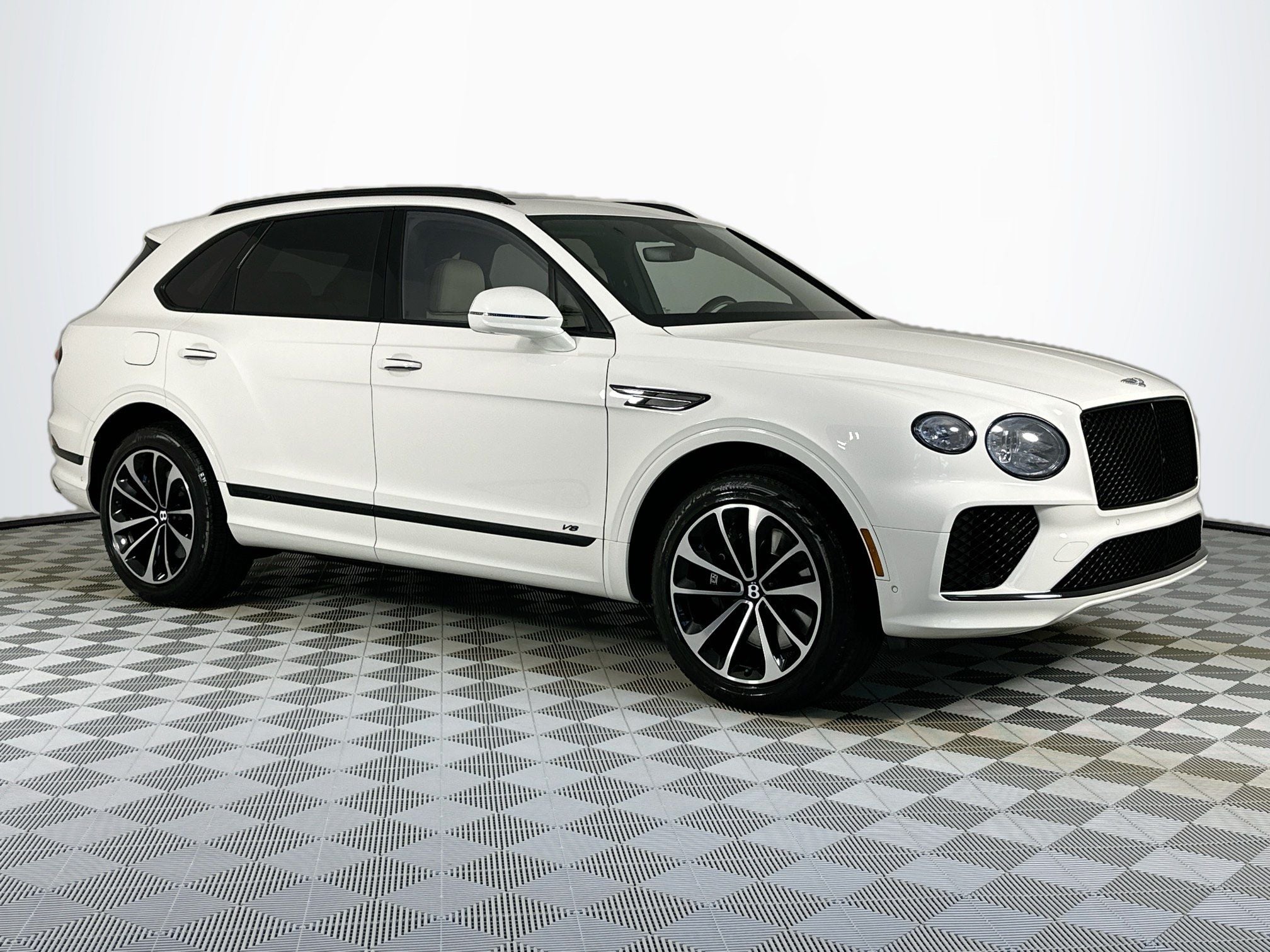 2022 Bentley Bentayga V8 MDS