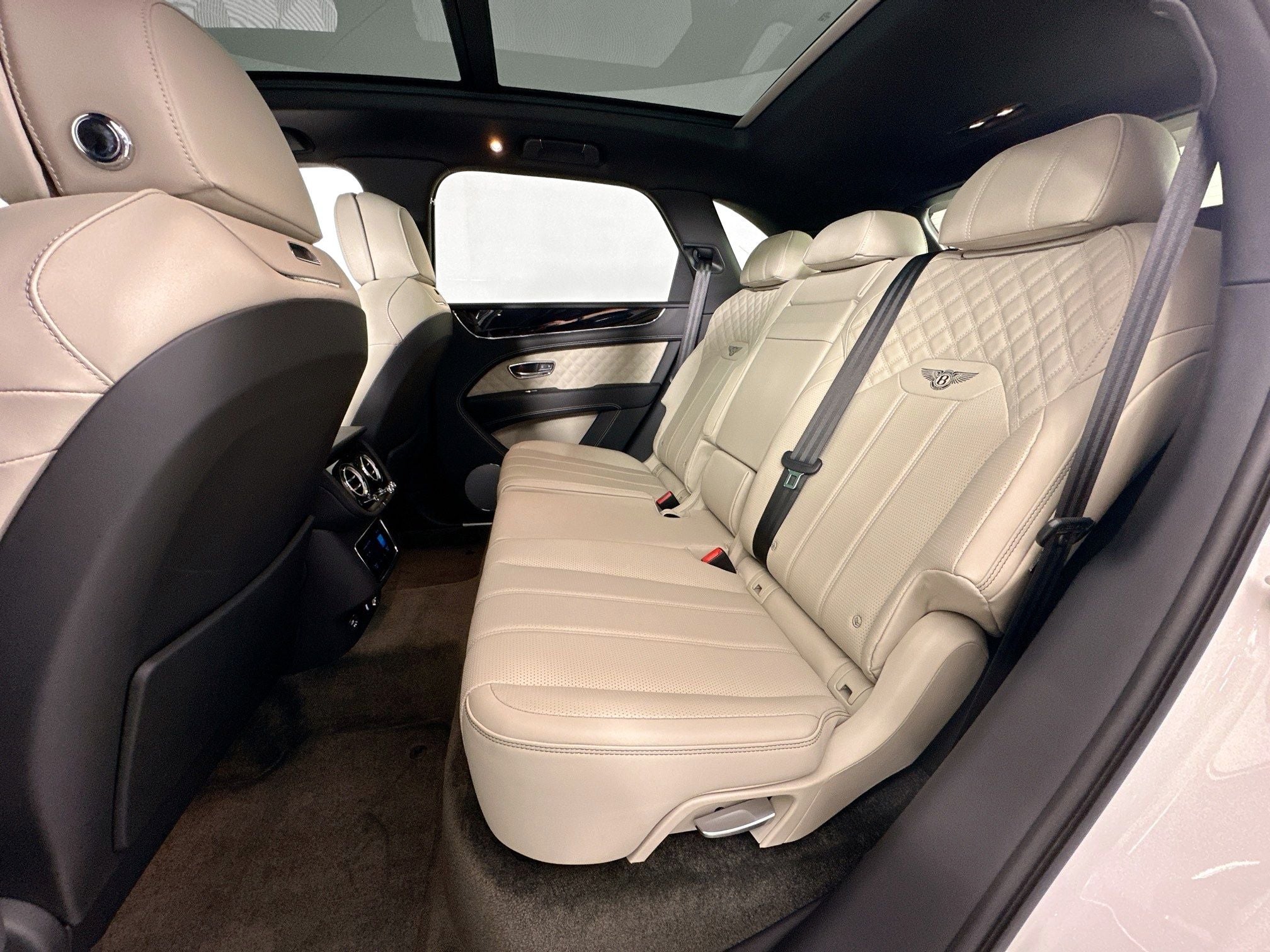 2022 Bentley Bentayga V8 MDS