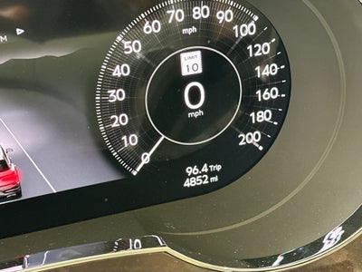 2025 Bentley Bentayga Azure