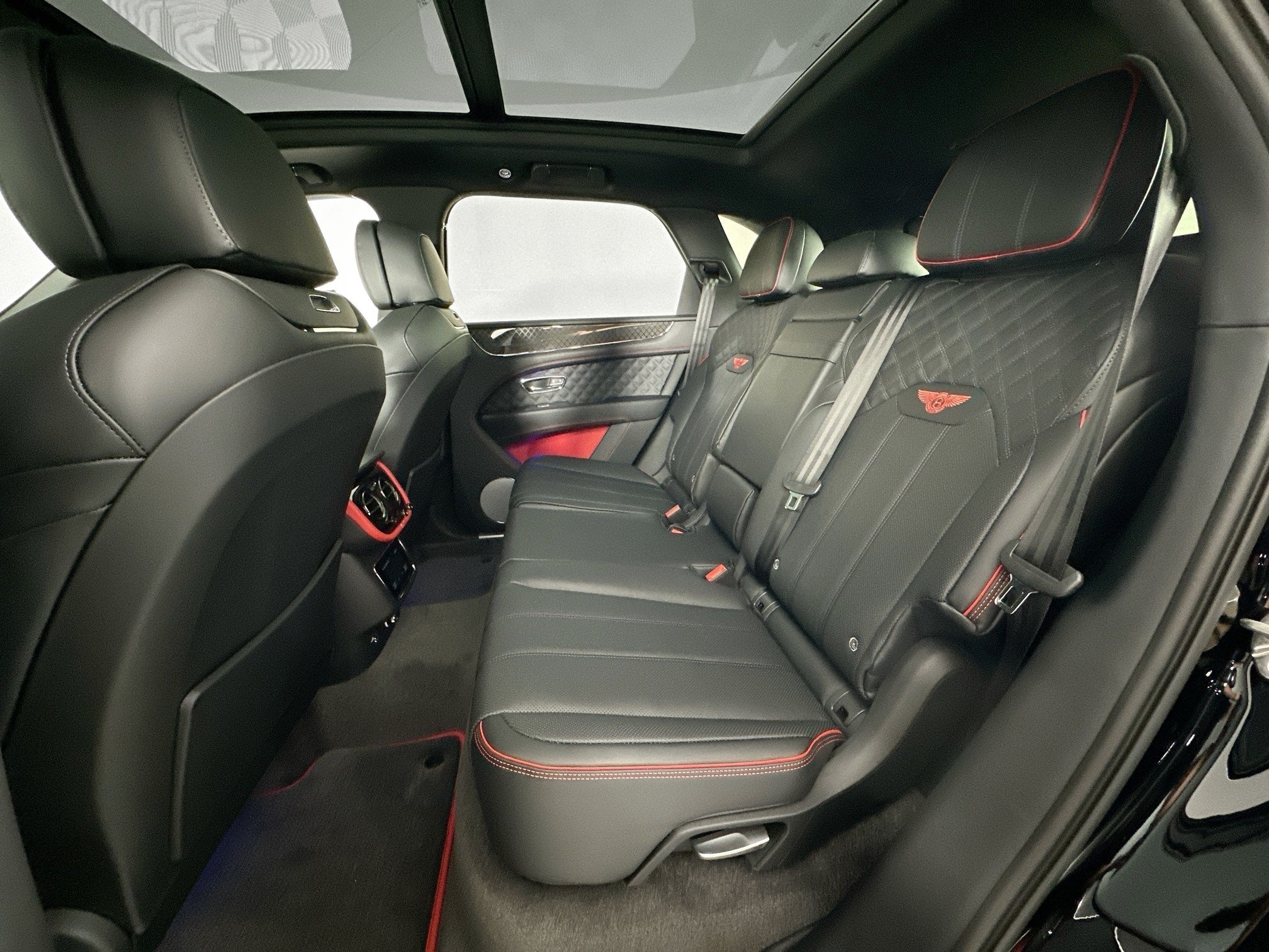 2025 Bentley Bentayga S Black Edition