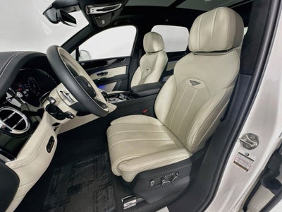 2025 Bentley Bentayga V8
