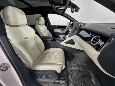 2025 Bentley Bentayga V8