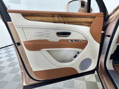 2025 Bentley Bentayga Azure