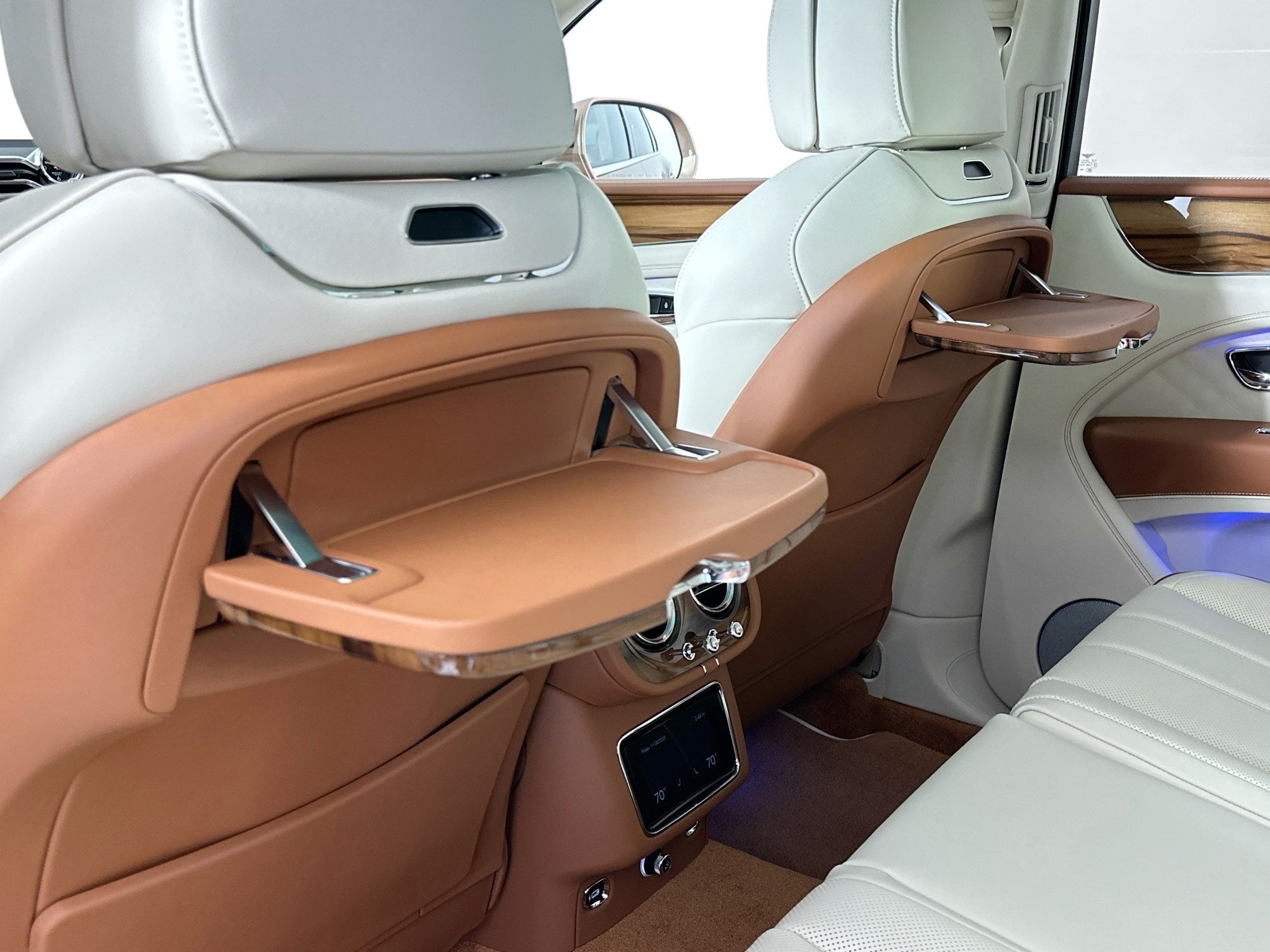 2025 Bentley Bentayga Azure