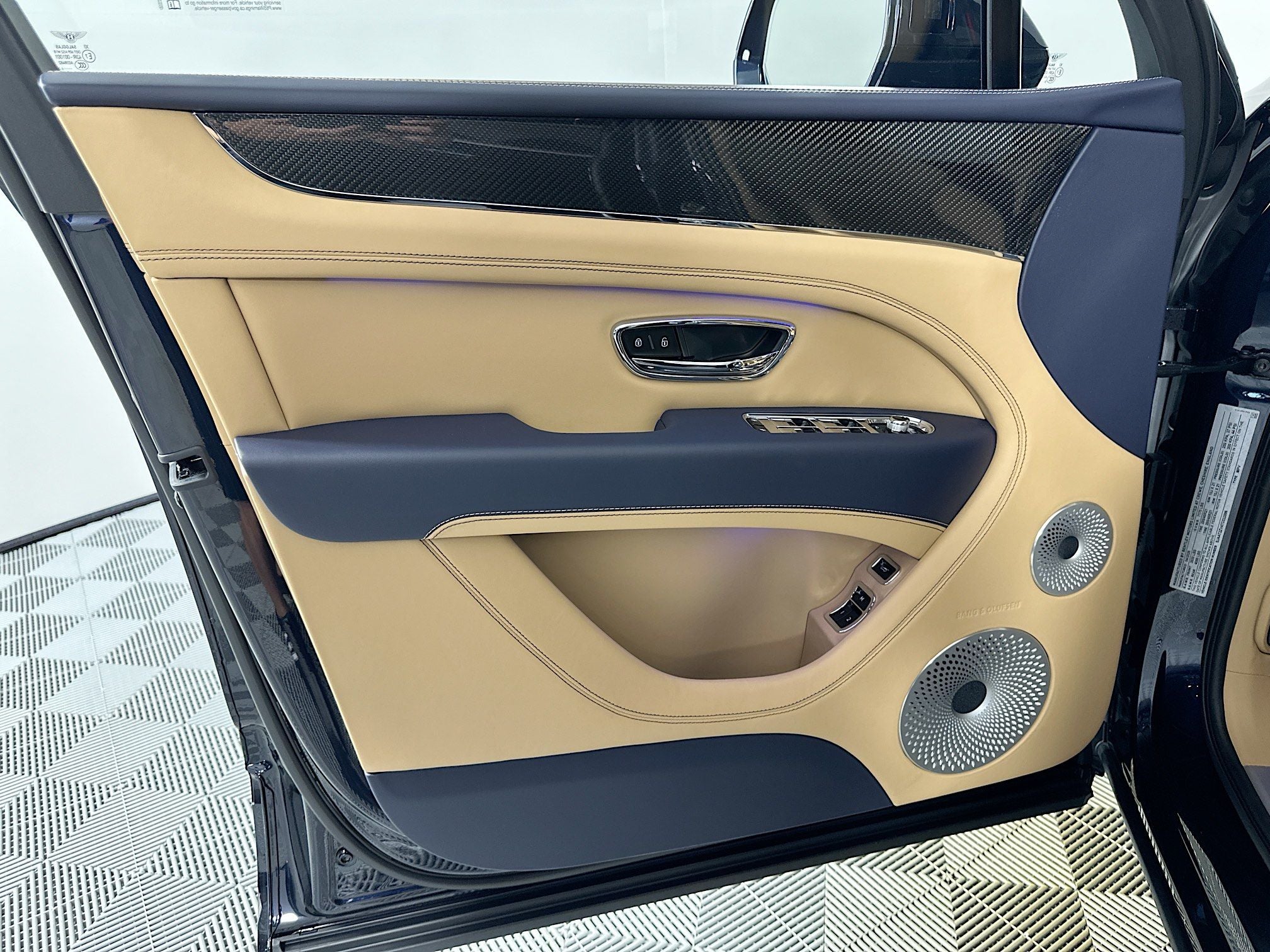 2026 Bentley Bentayga V8