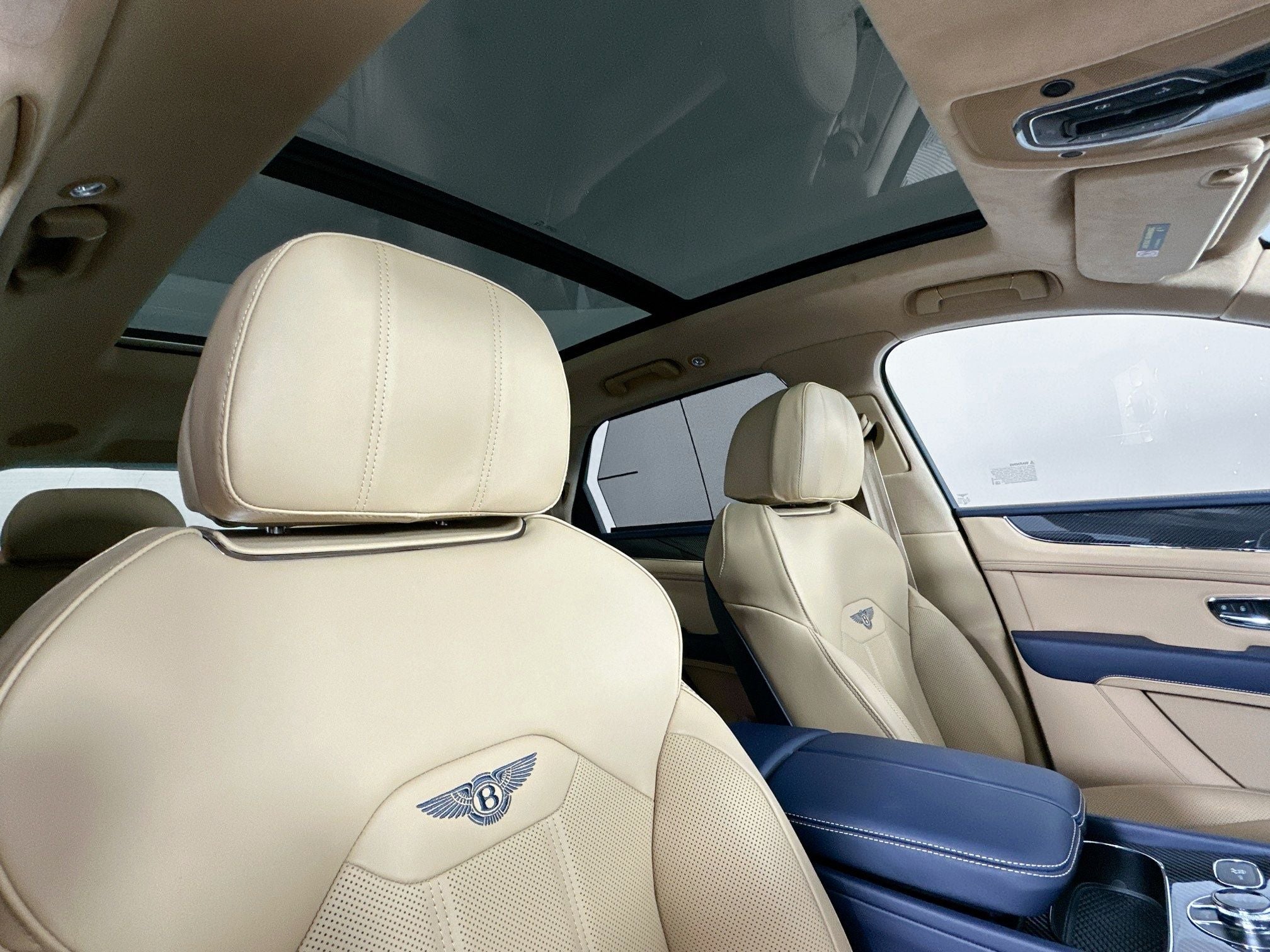 2026 Bentley Bentayga V8