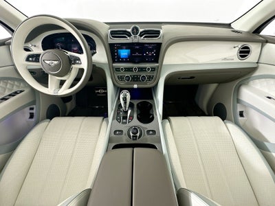 2024 Bentley Bentayga Azure - Mulliner Naples Breeze Collection