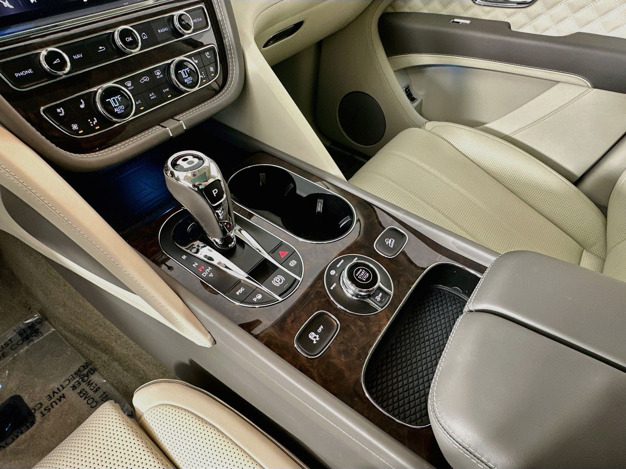 2023 Bentley Bentayga Azure