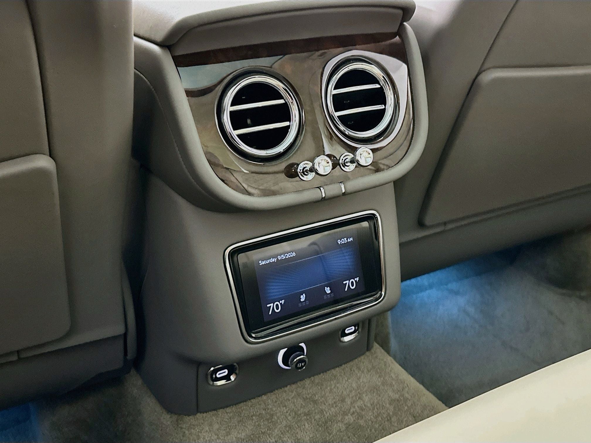 2023 Bentley Bentayga Azure