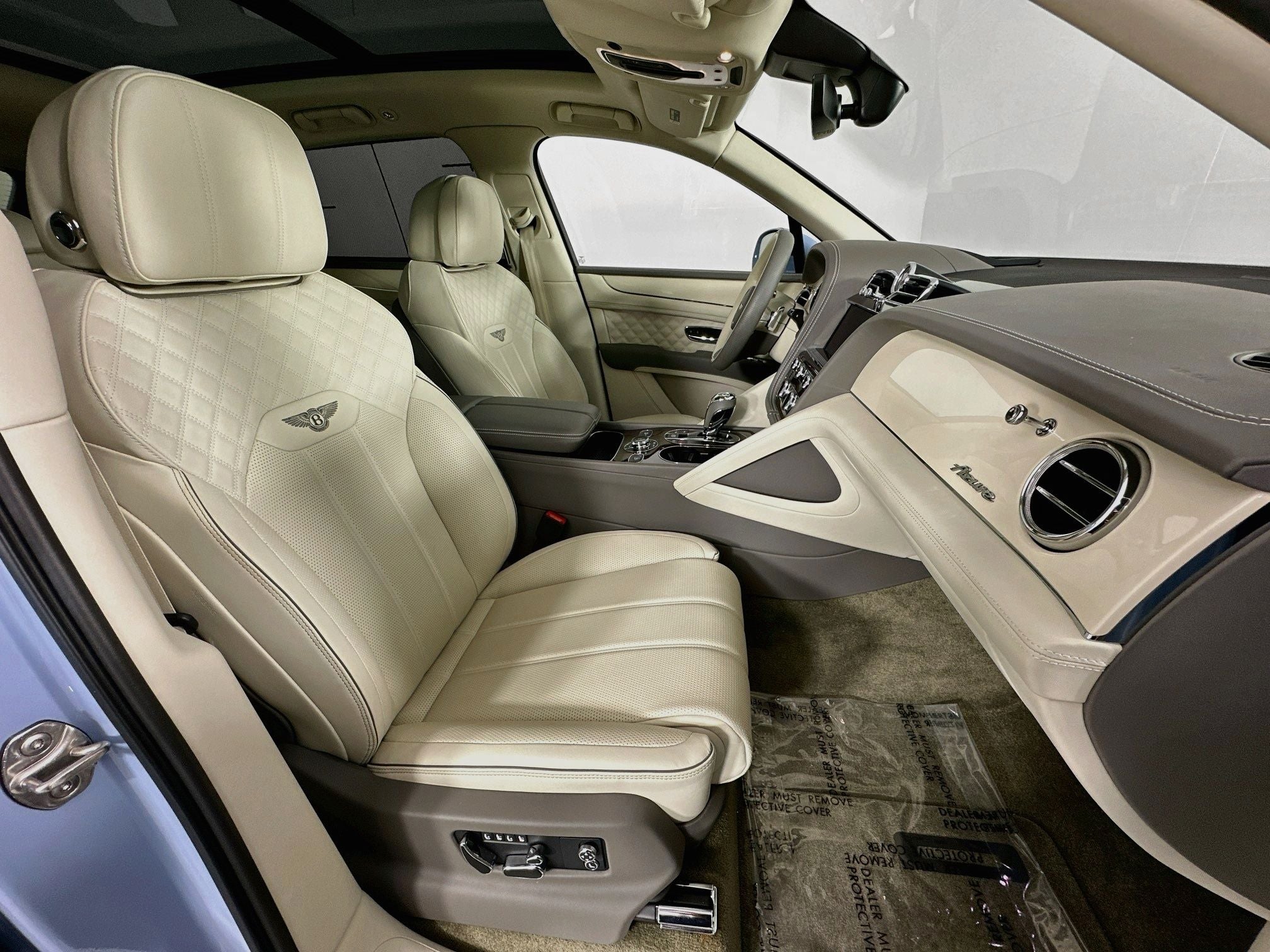 2023 Bentley Bentayga Azure