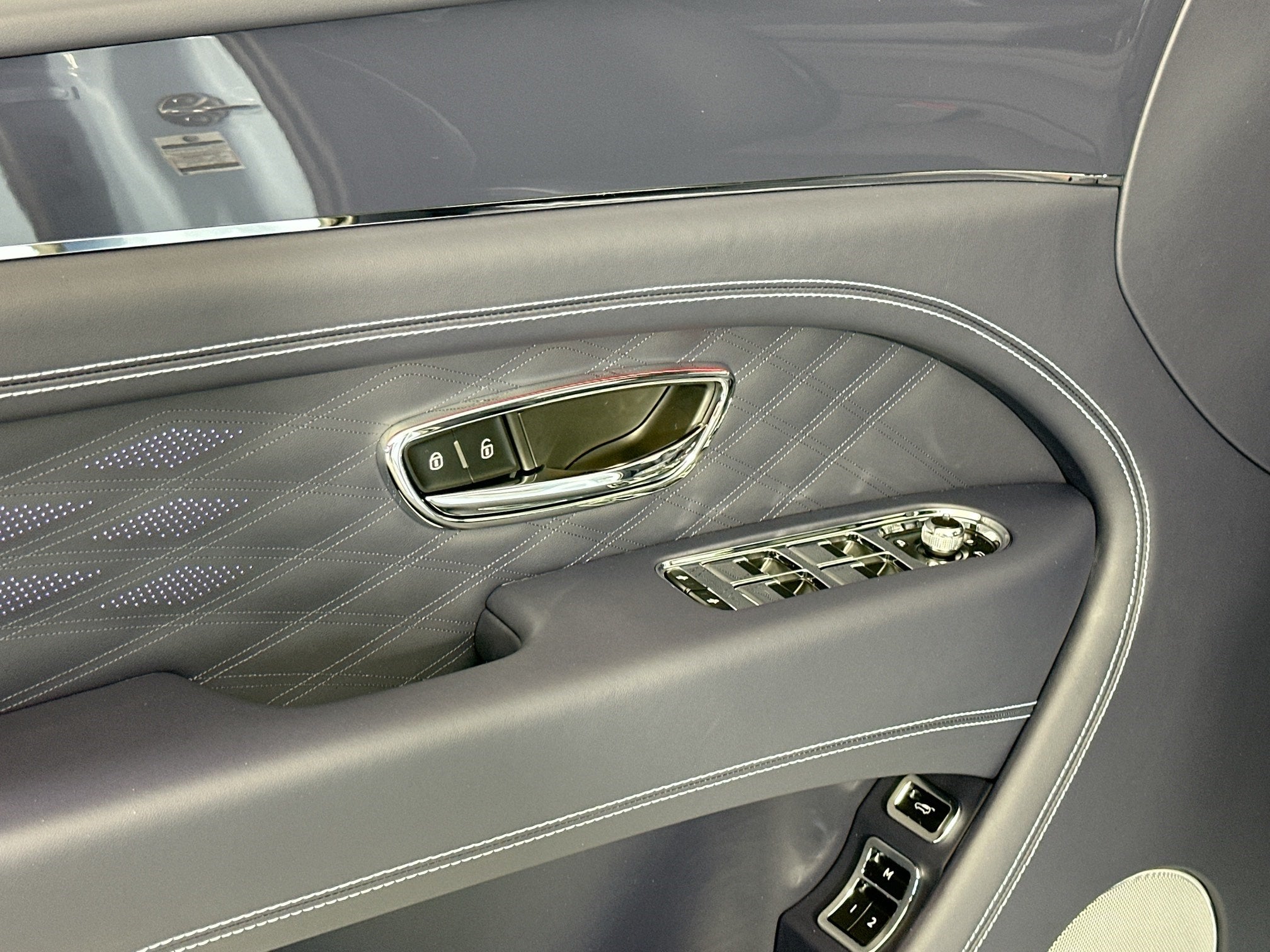 2025 Bentley Bentayga Azure