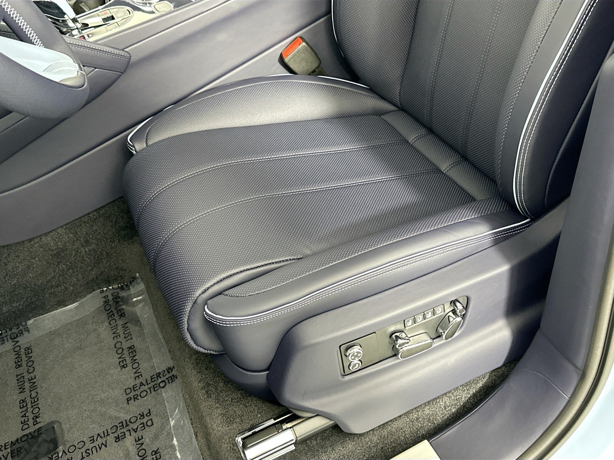 2025 Bentley Bentayga Azure