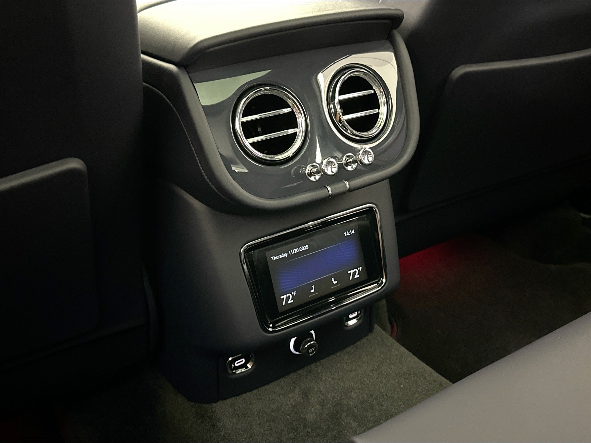 2025 Bentley Bentayga Azure