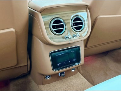2026 Bentley Bentayga V8