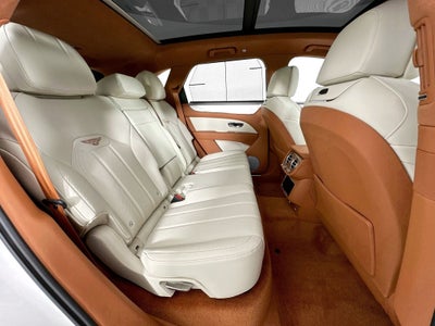 2026 Bentley Bentayga V8