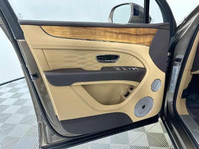 2025 Bentley Bentayga Azure