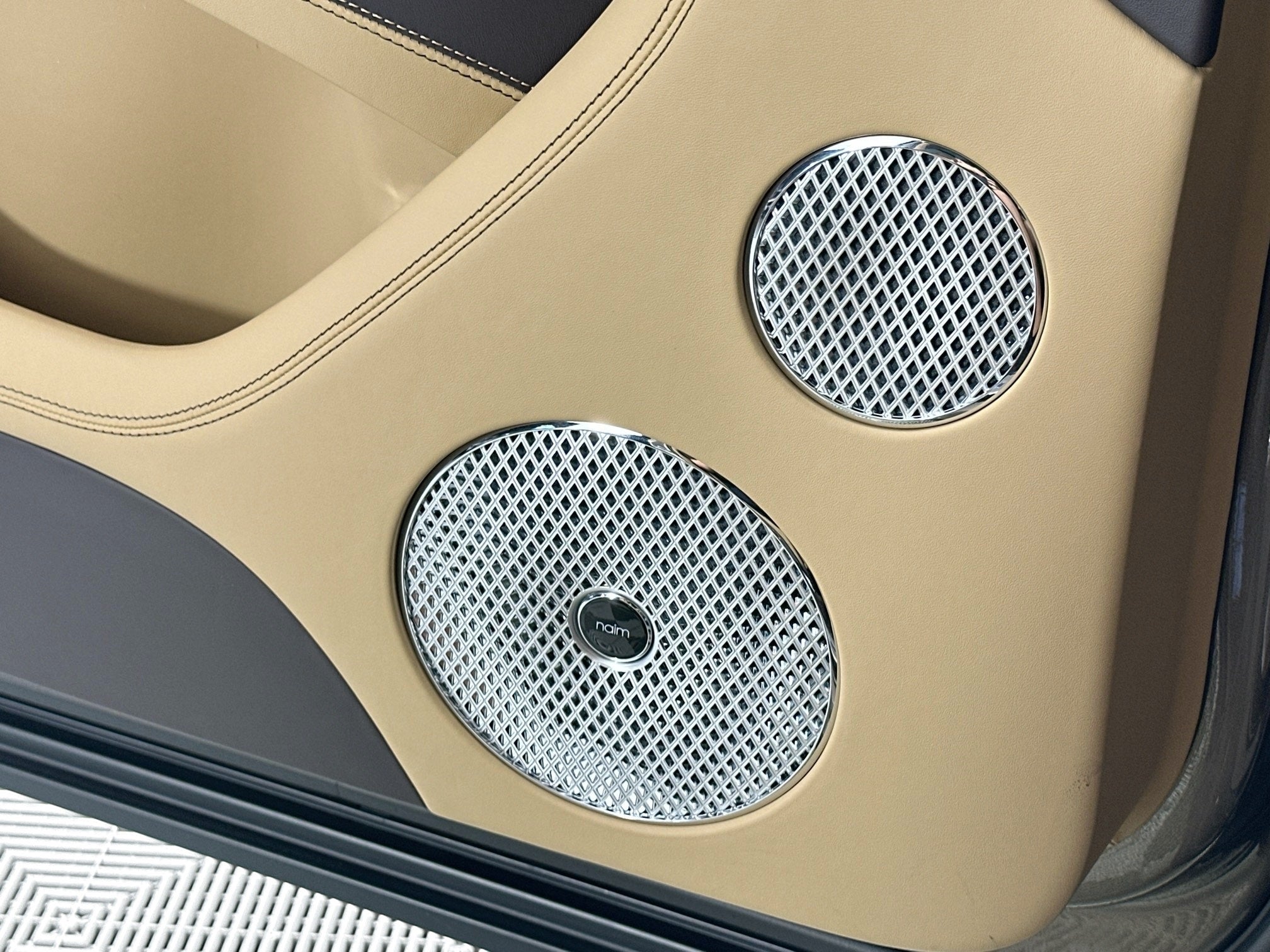 2025 Bentley Bentayga Azure