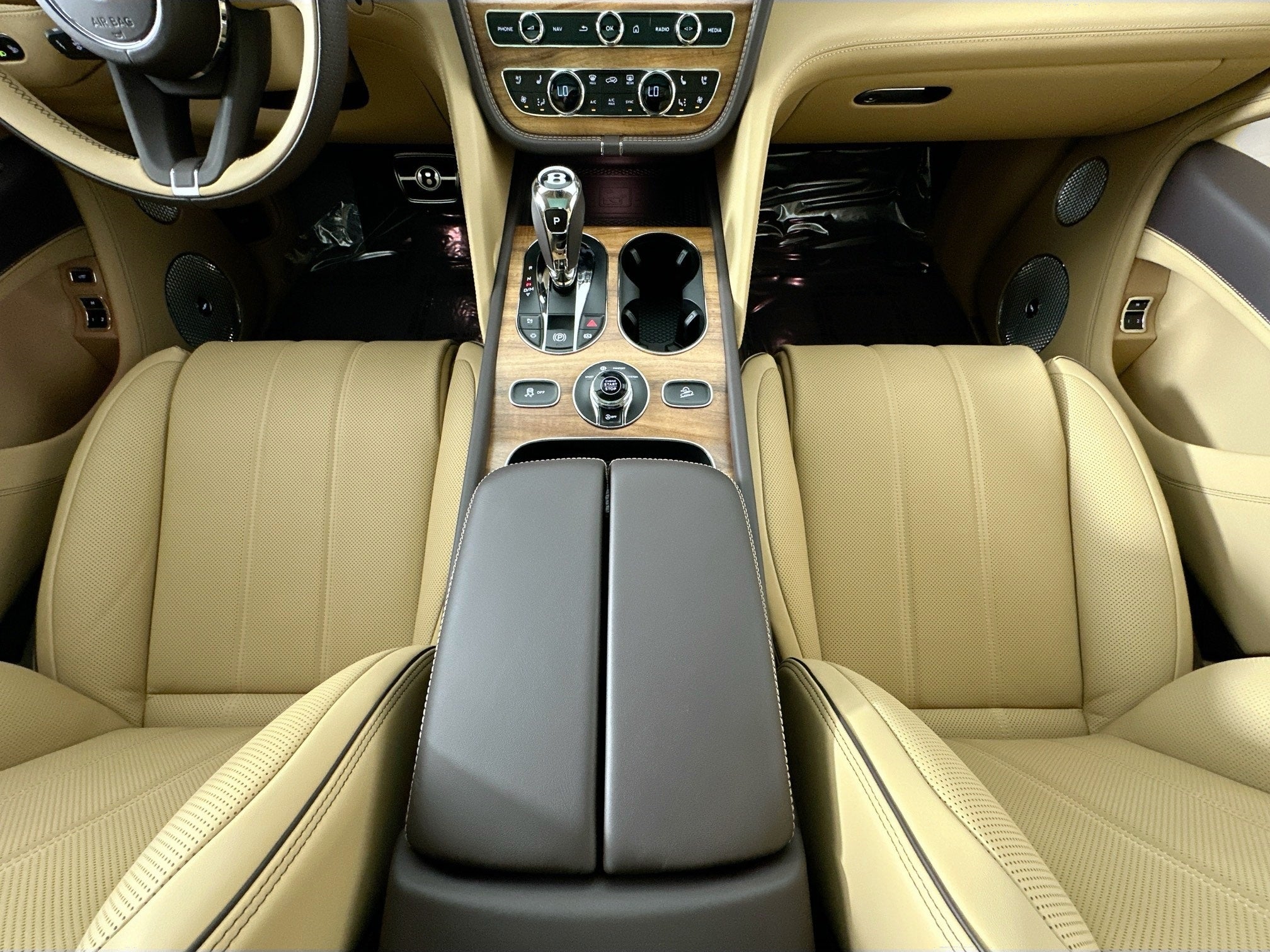 2025 Bentley Bentayga Azure