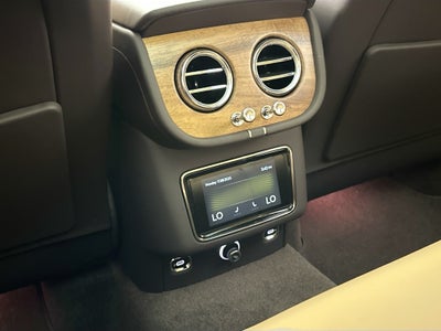 2025 Bentley Bentayga Azure