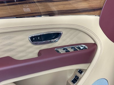 2025 Bentley Bentayga Azure