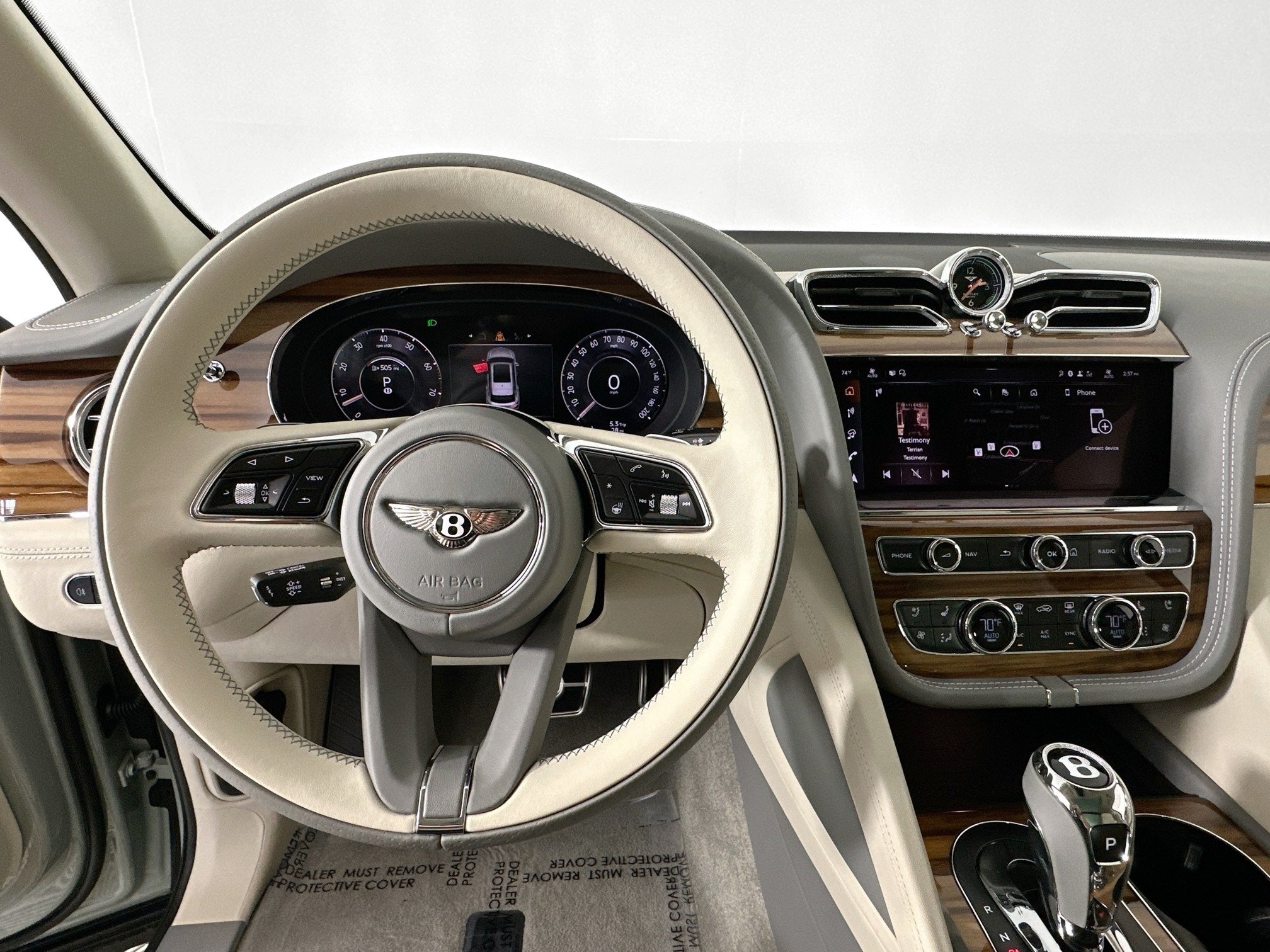 2025 Bentley Bentayga Azure