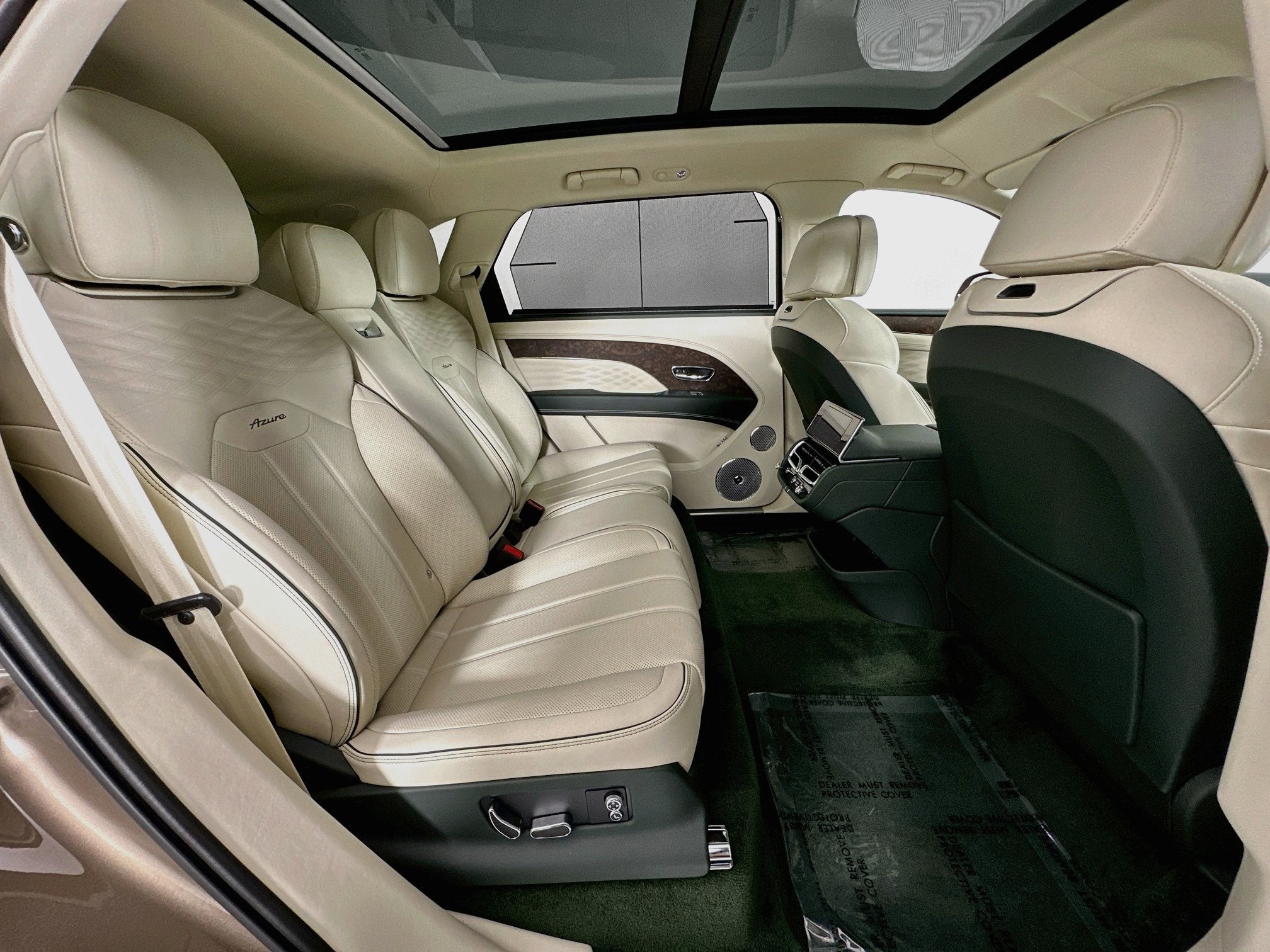 2027 Bentley Bentayga EWB Azure