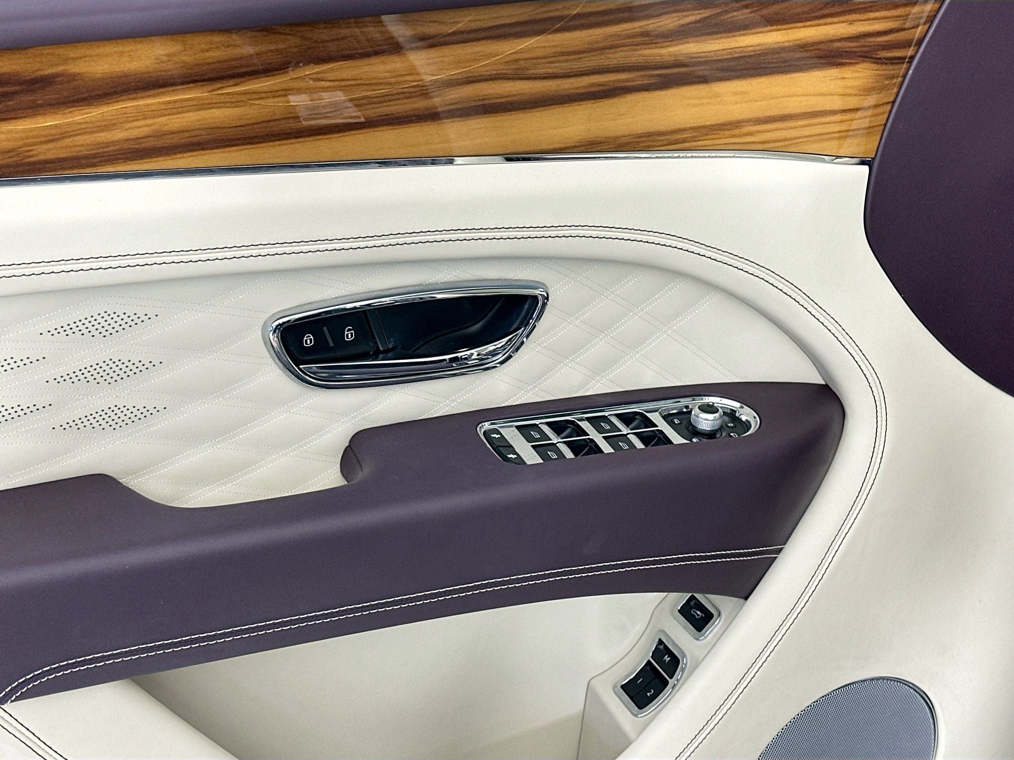 2023 Bentley Bentayga EWB Azure