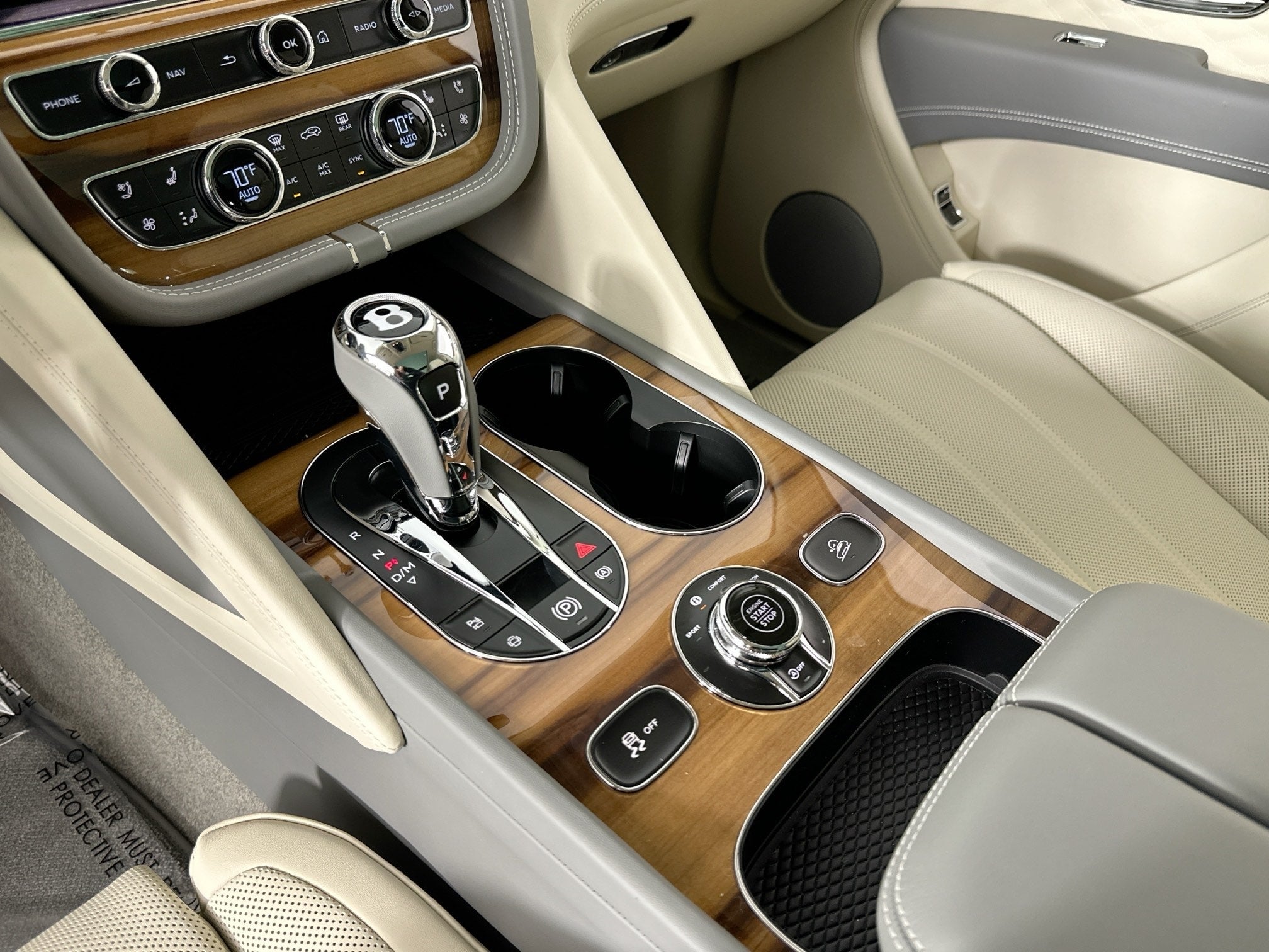 2025 Bentley Bentayga EWB Azure