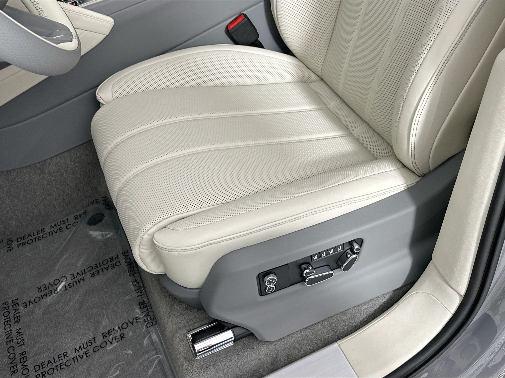 2025 Bentley Bentayga EWB Azure