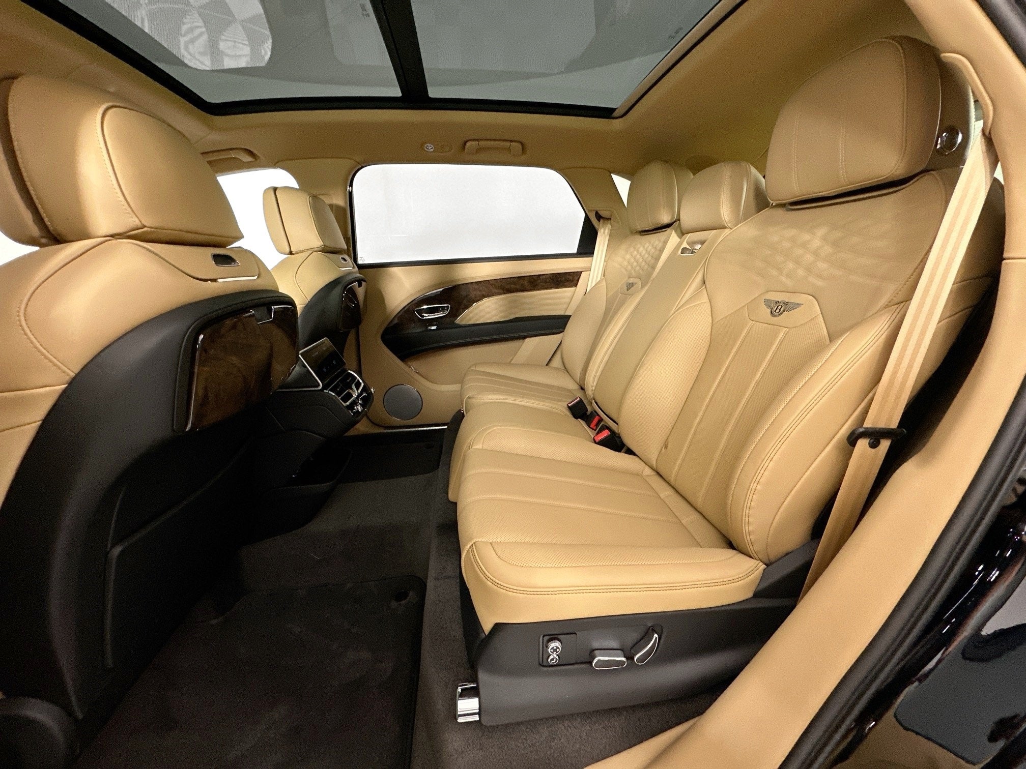 2025 Bentley Bentayga EWB Azure