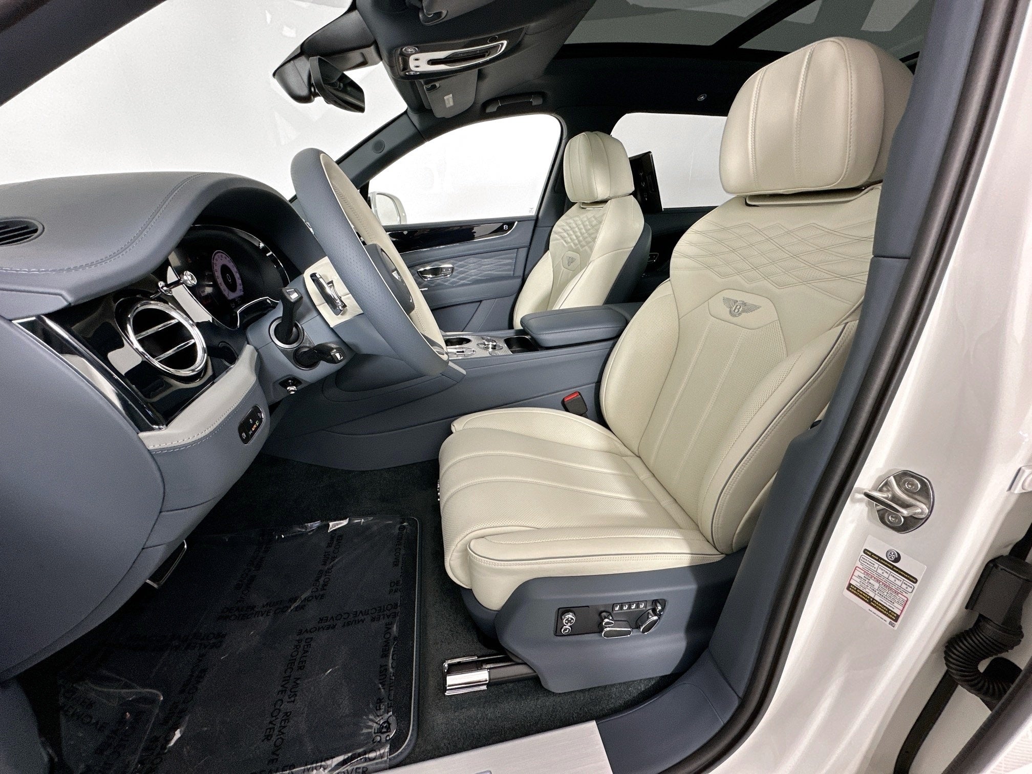 2025 Bentley Bentayga EWB Mulliner