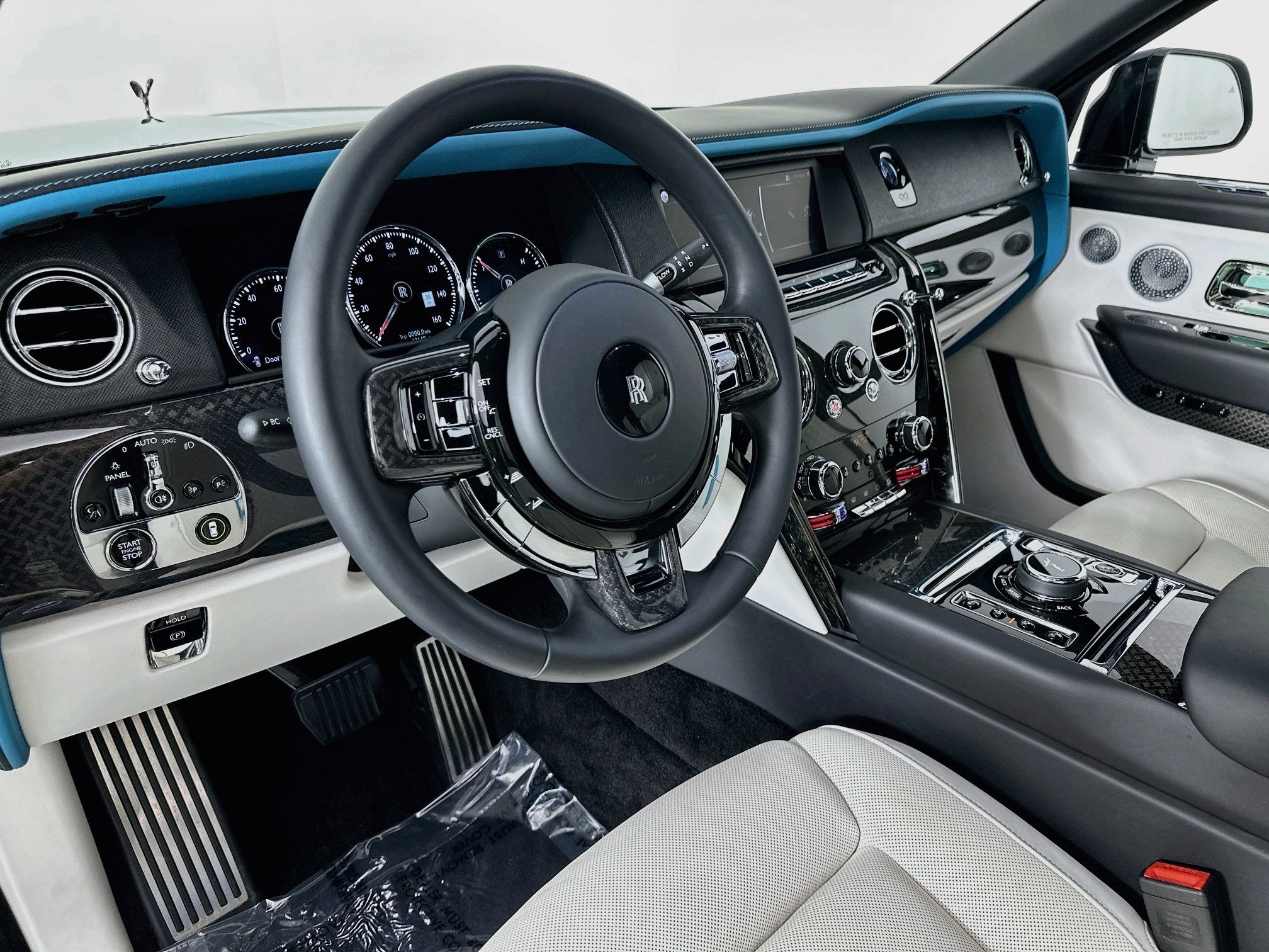 2024 Rolls-Royce Black Badge Cullinan Base