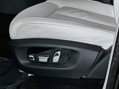 2024 Rolls-Royce Black Badge Cullinan Base