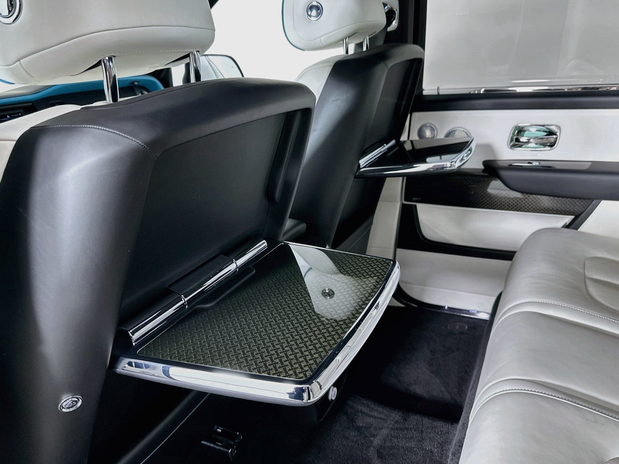 2024 Rolls-Royce Black Badge Cullinan Base