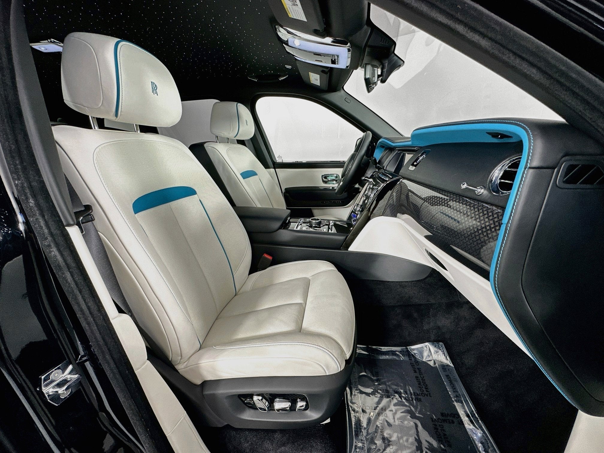 2024 Rolls-Royce Black Badge Cullinan Base