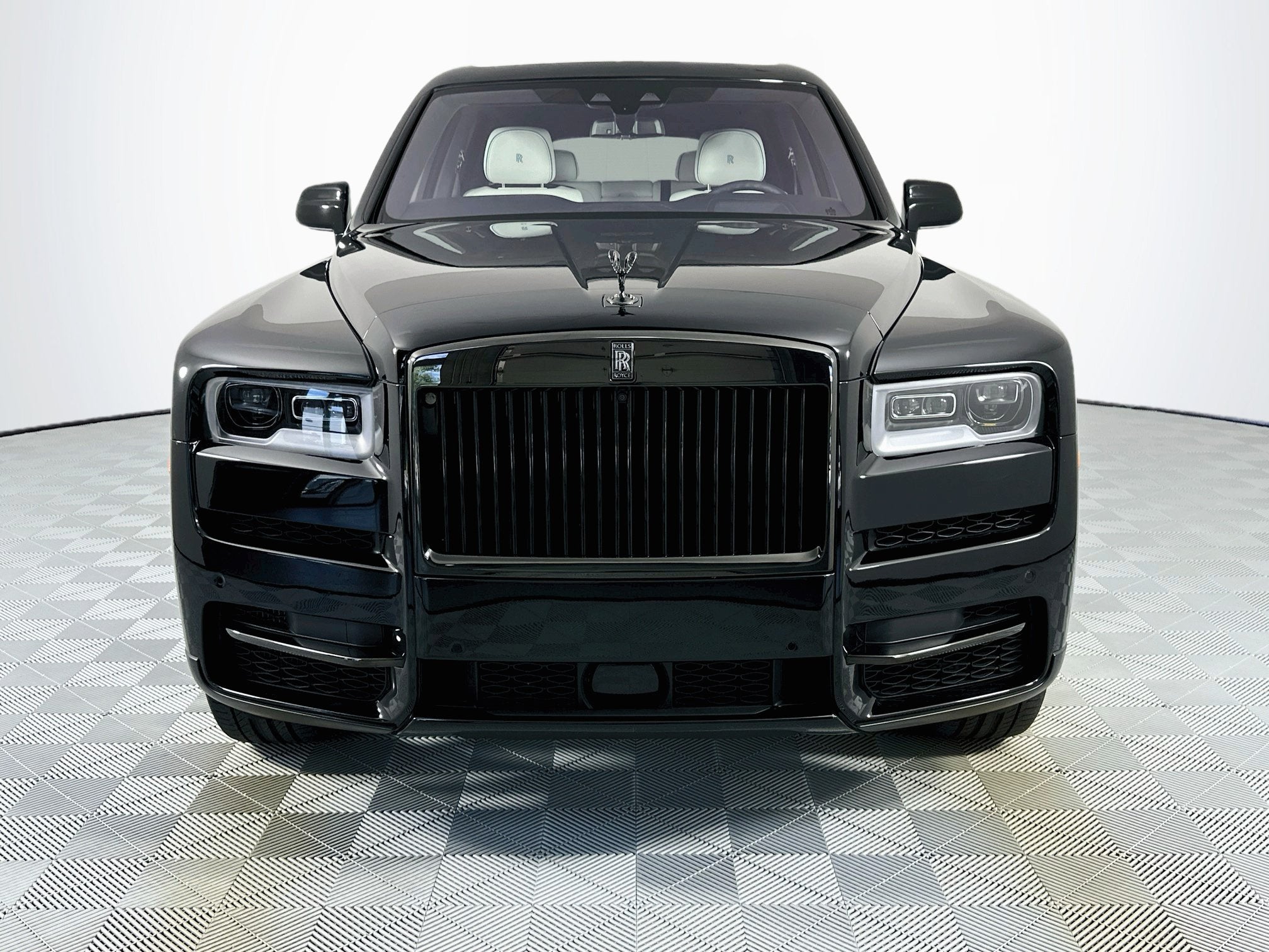 2024 Rolls-Royce Black Badge Cullinan Base
