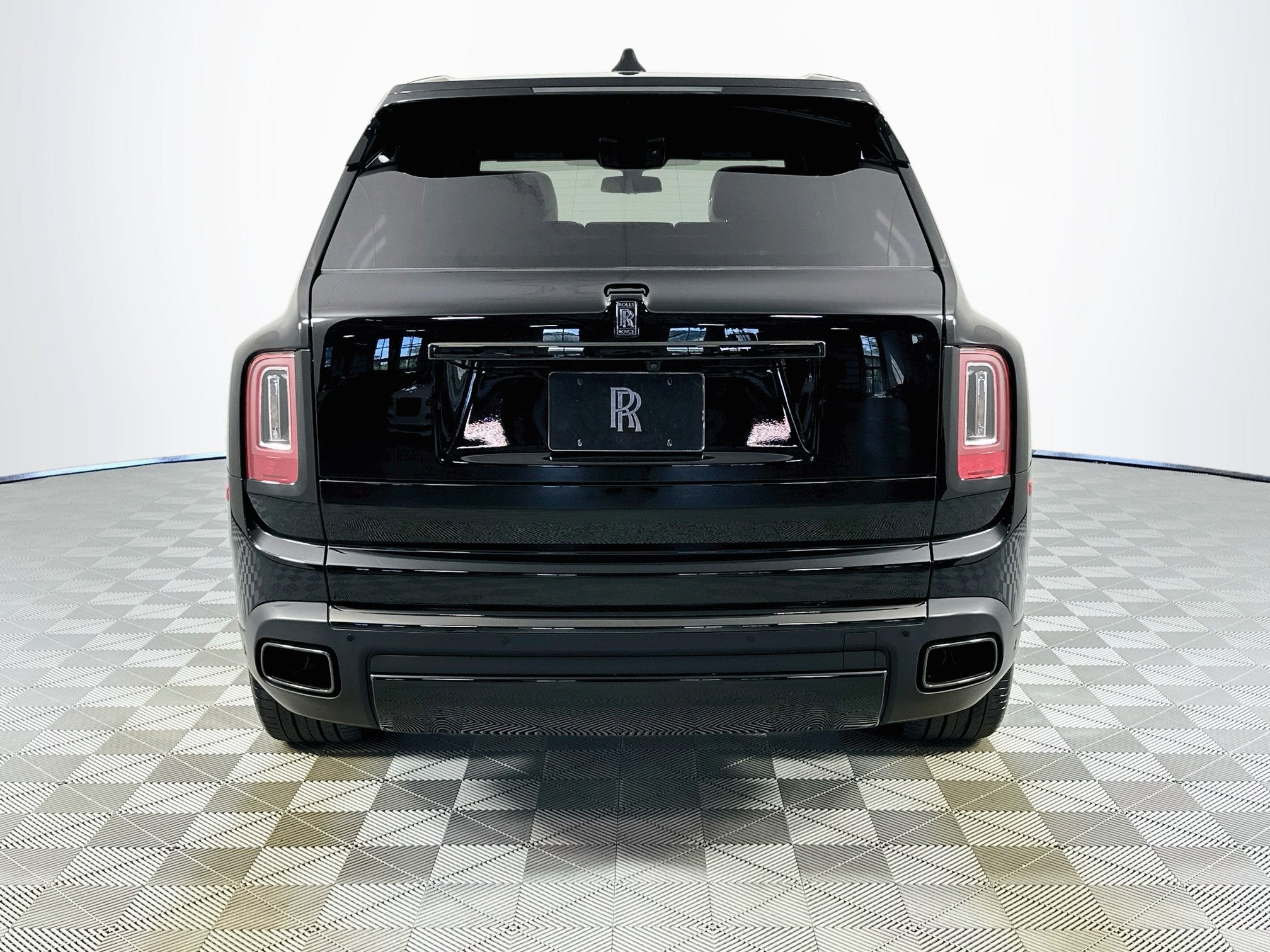 2024 Rolls-Royce Black Badge Cullinan Base
