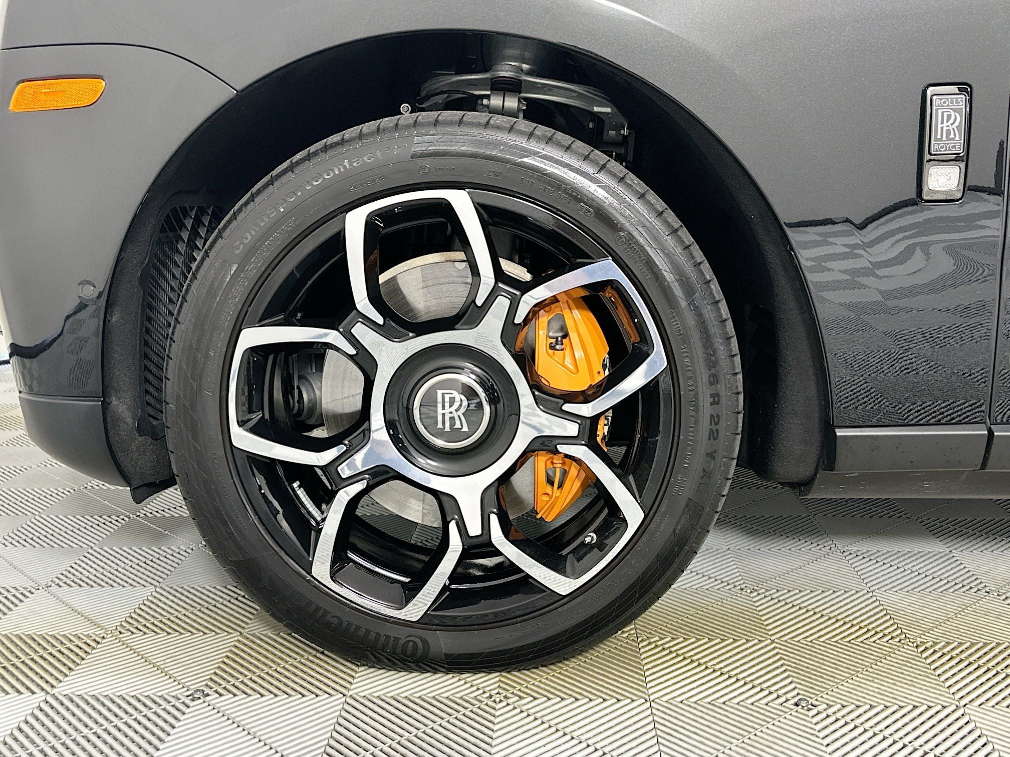 2024 Rolls-Royce Black Badge Cullinan Base