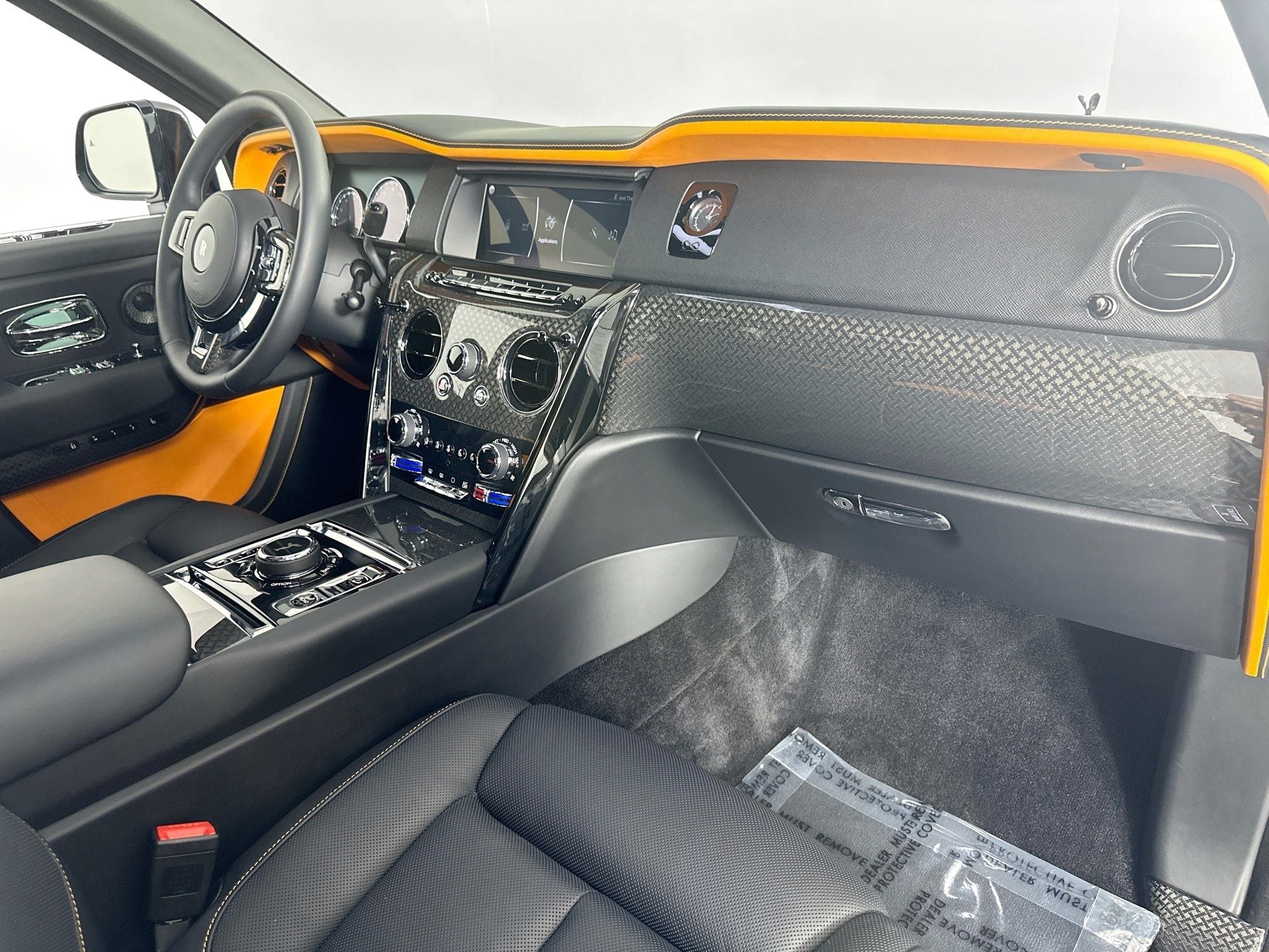 2024 Rolls-Royce Black Badge Cullinan Base