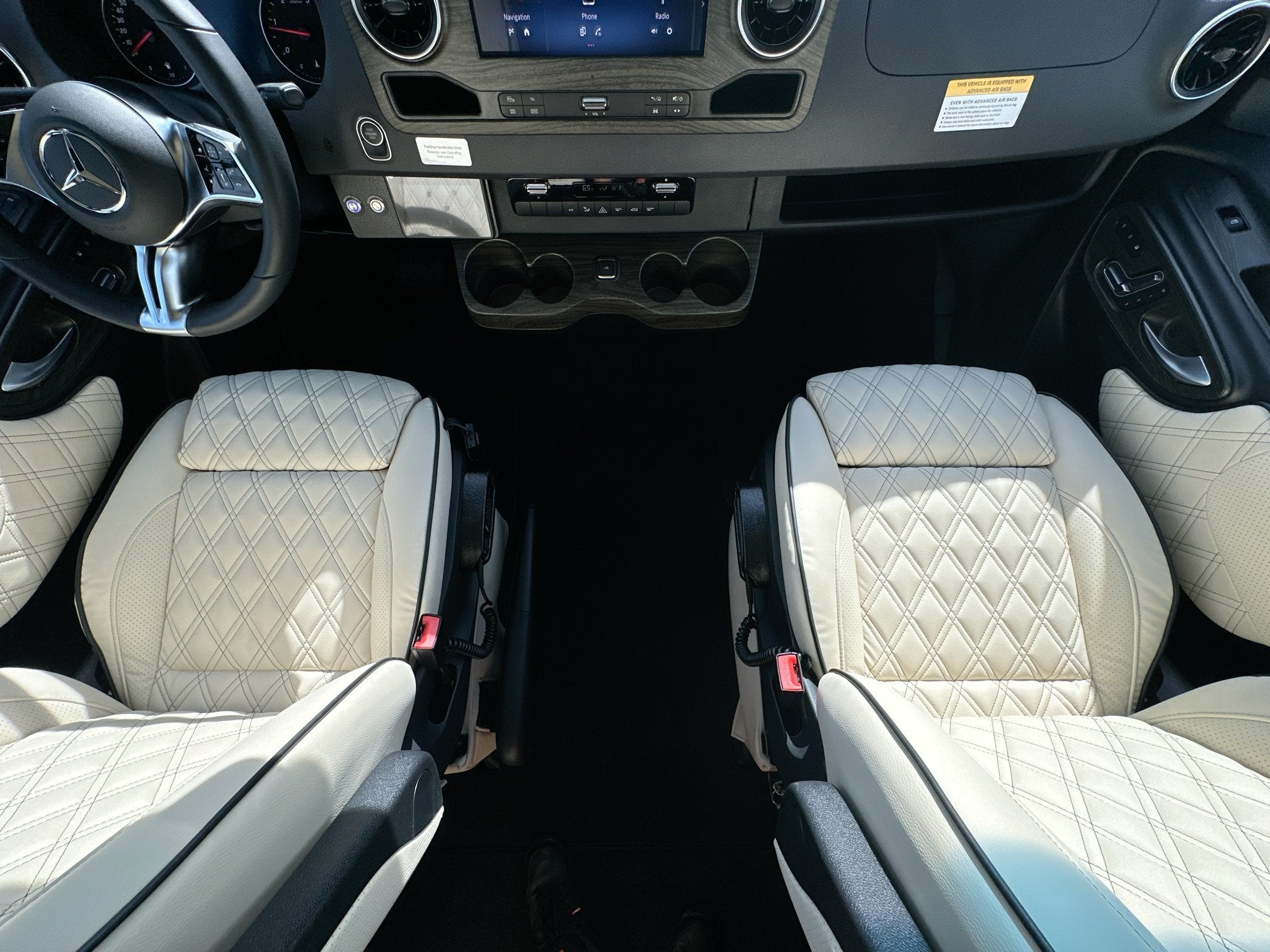 2025 Mercedes-Benz Luxe Cruiser Sprinter 3500 Cargo 170 WB High Roof