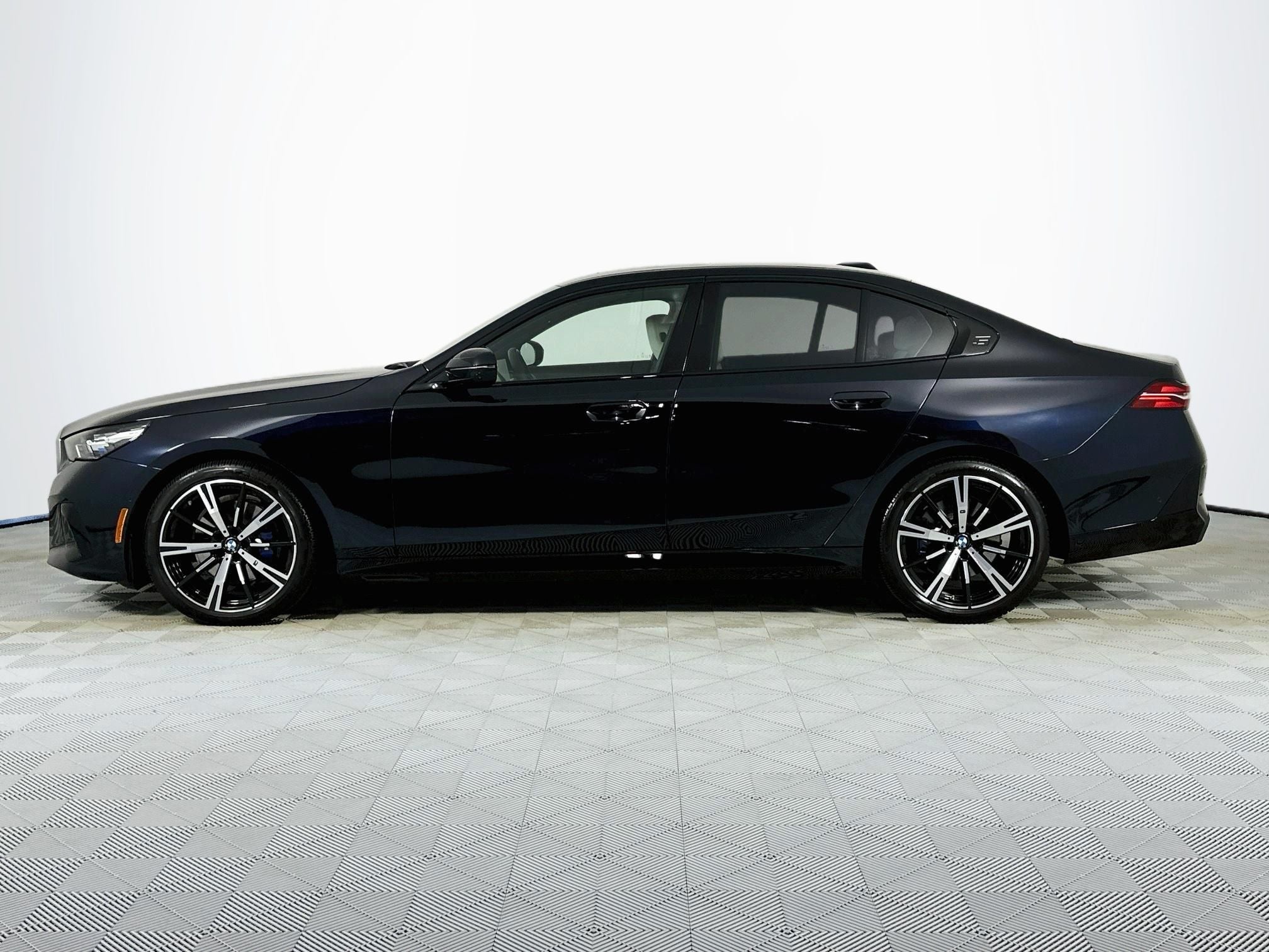 2025 BMW 5 Series 530i M Sport Package