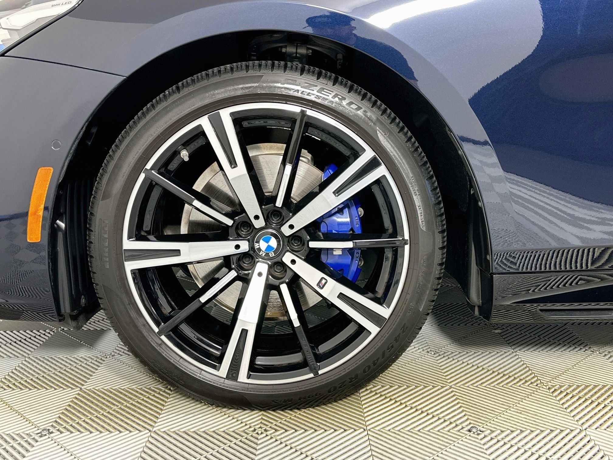 2025 BMW 5 Series 530i M Sport Package