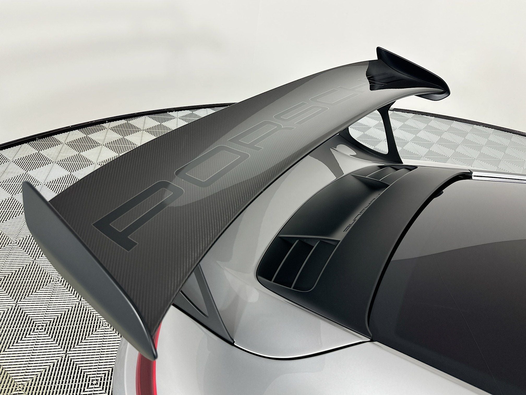 2019 Porsche 911 GT3 RS Weissach Package