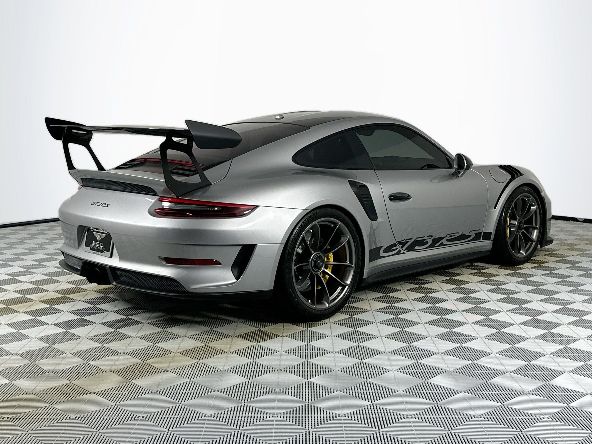 2019 Porsche 911 GT3 RS Weissach Package