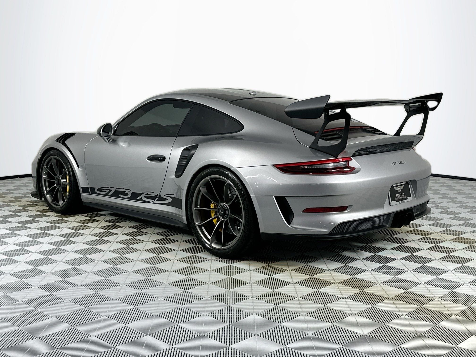 2019 Porsche 911 GT3 RS Weissach Package